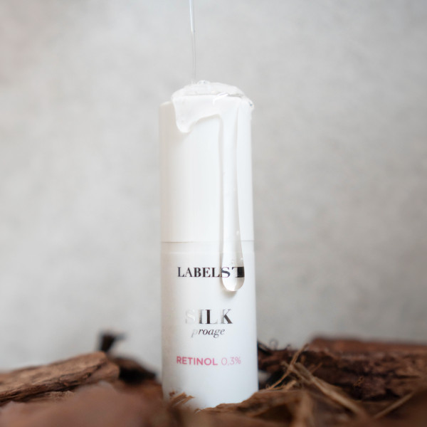 Крем для лица LABELIST SILK Retinol 0.3 для заметного омоложения с ретинолом и смолой мастикового дерева.